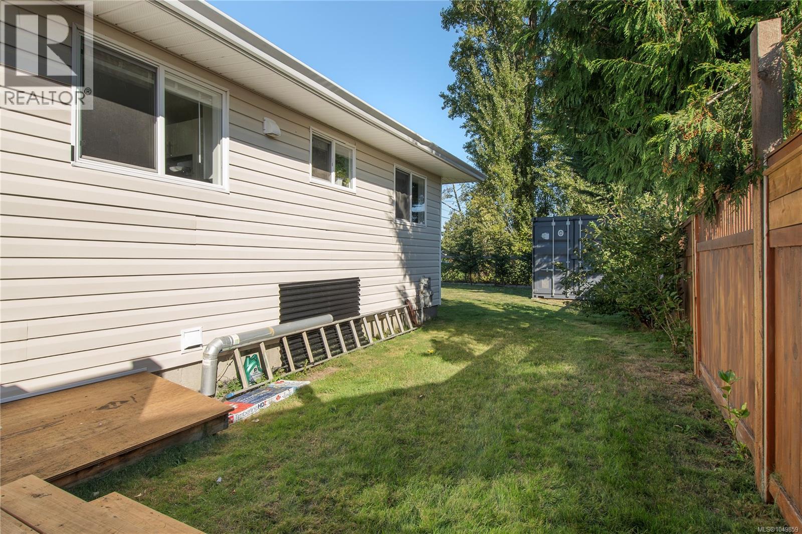 1890 15th Ave, Campbell River, British Columbia  V9W 4J9 - Photo 26 - 1049859