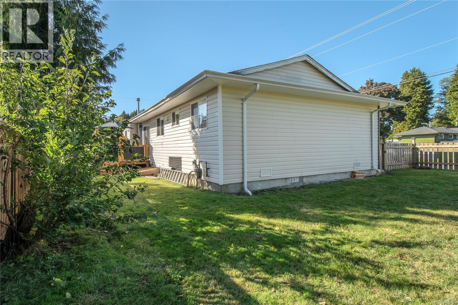 1890 15th Ave, Campbell River, British Columbia  V9W 4J9 - Photo 28 - 1049859