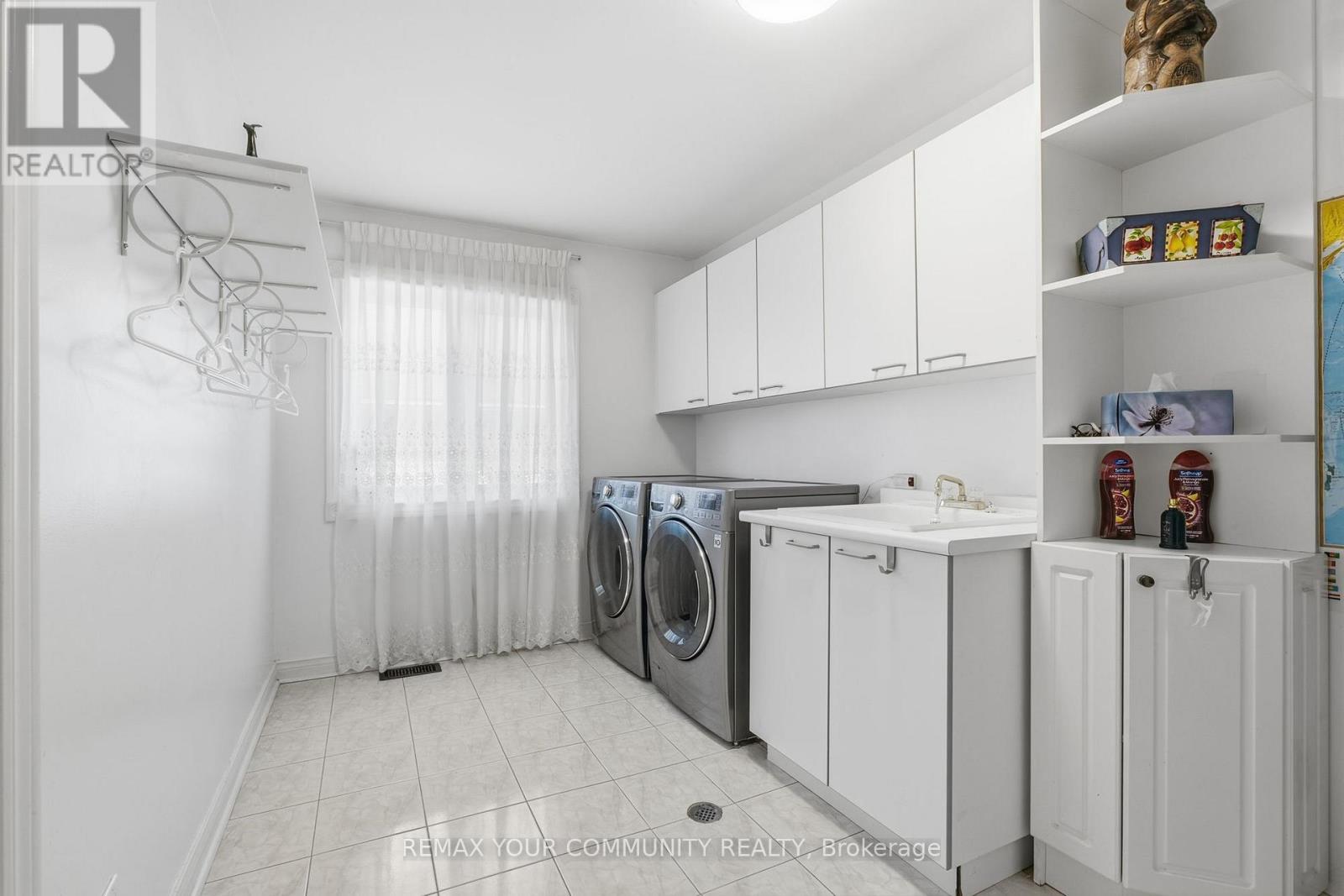 56a Roosevelt Drive, Richmond Hill, Ontario  L4C 6V4 - Photo 24 - N13784158