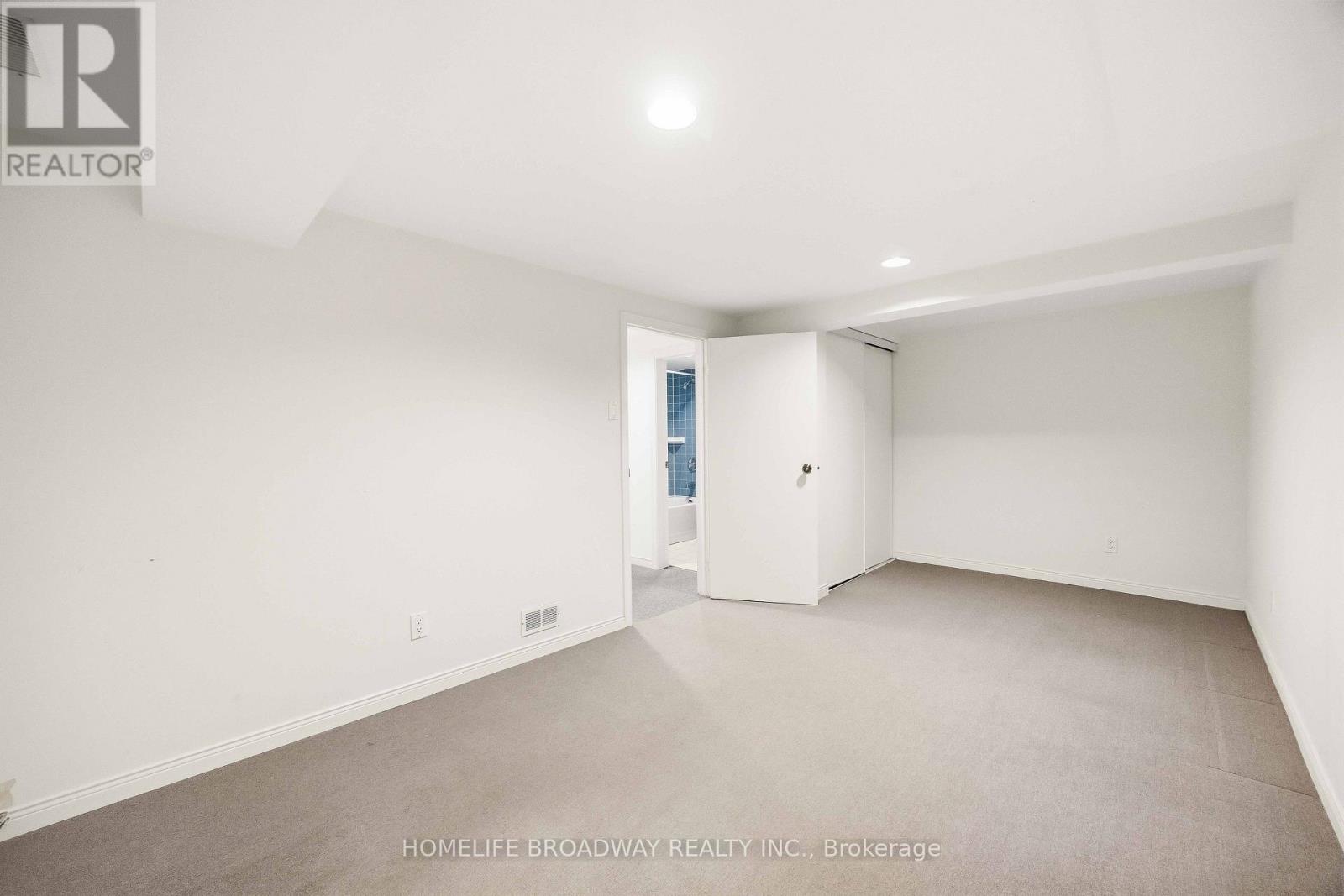 212 Bayview Fairways Drive, Markham, Ontario  L3T 2Z3 - Photo 38 - N13801928