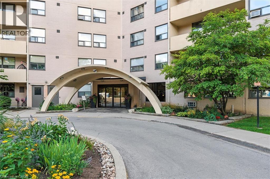 700 Dynes Road Unit# 909, Burlington, Ontario  L7M 3N2 - Photo 2 - 40864615