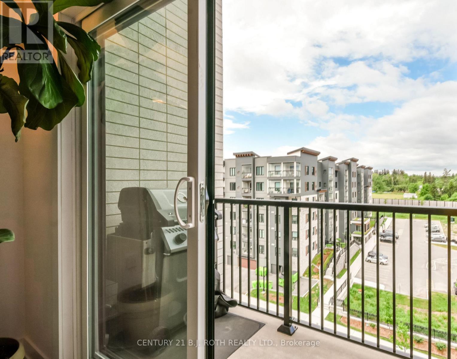 604 - 8 Culinary Lane, Barrie, Ontario  L9J 0T2 - Photo 9 - S13643578