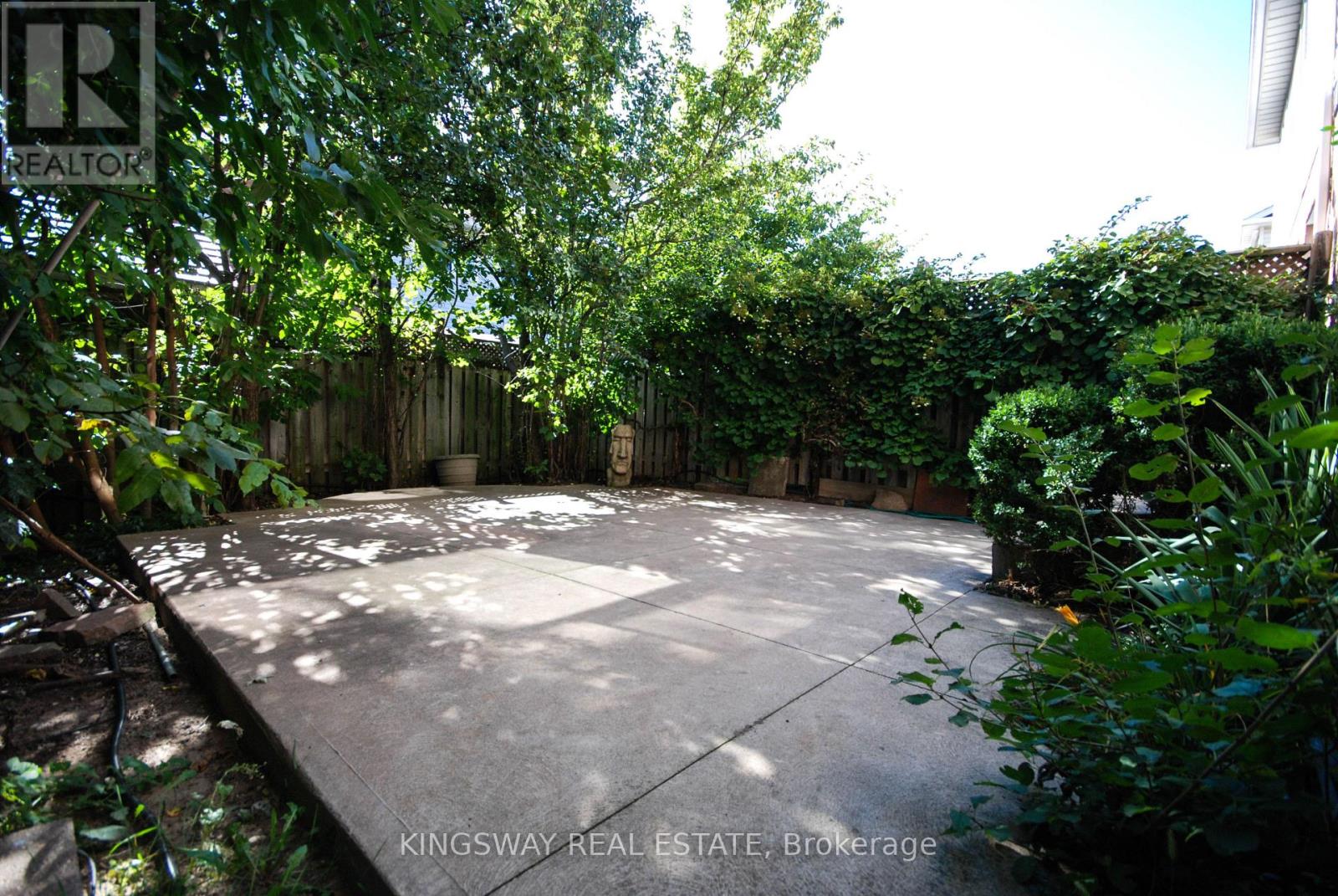 610 Angela Court, Burlington, Ontario  L7L 7A4 - Photo 36 - W13751800