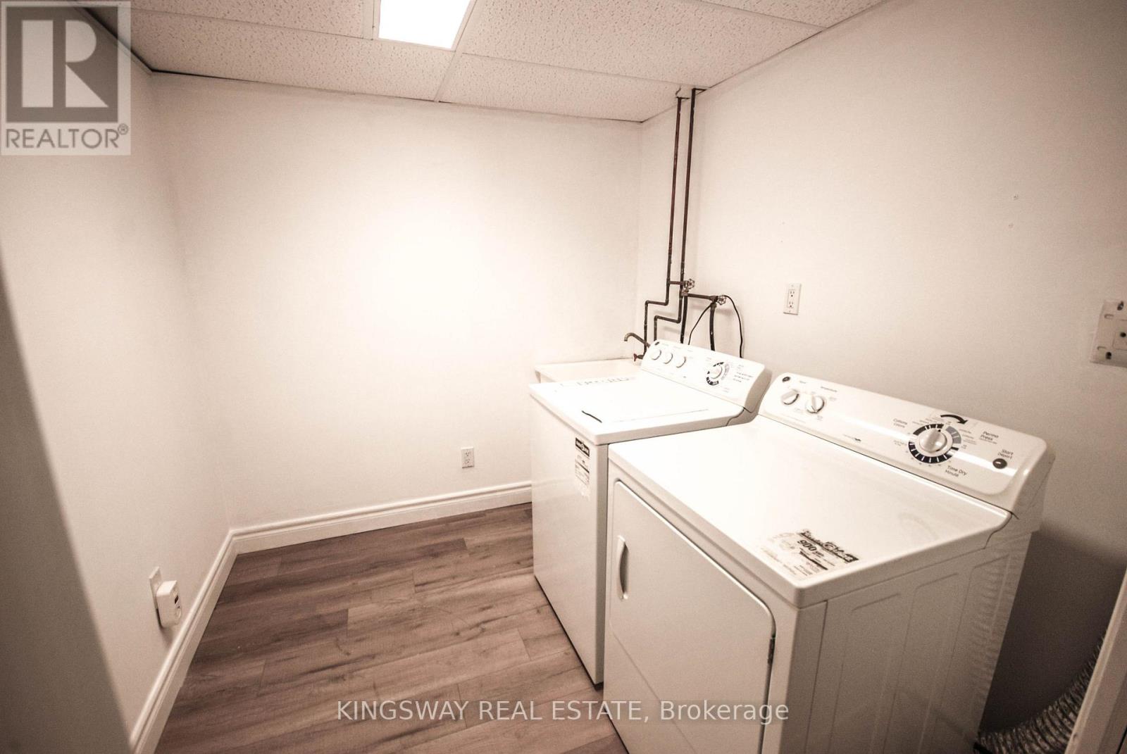 610 Angela Court, Burlington, Ontario  L7L 7A4 - Photo 30 - W13751800