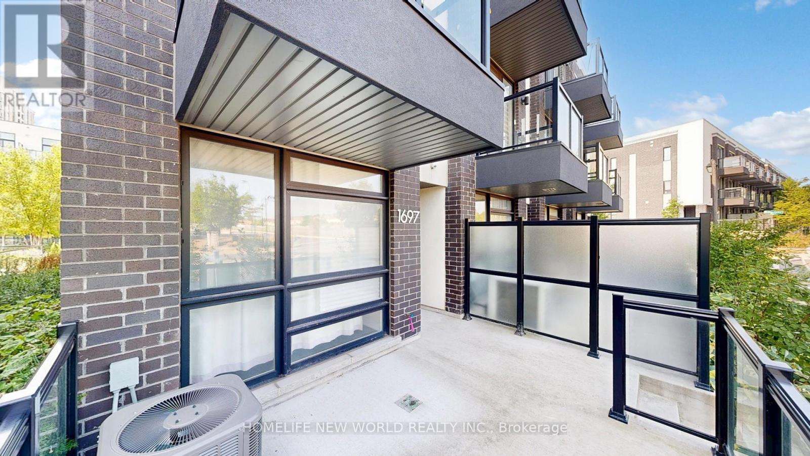 1697 Bur Oak Avenue, Markham, Ontario  L6E 0V2 - Photo 2 - N13801808