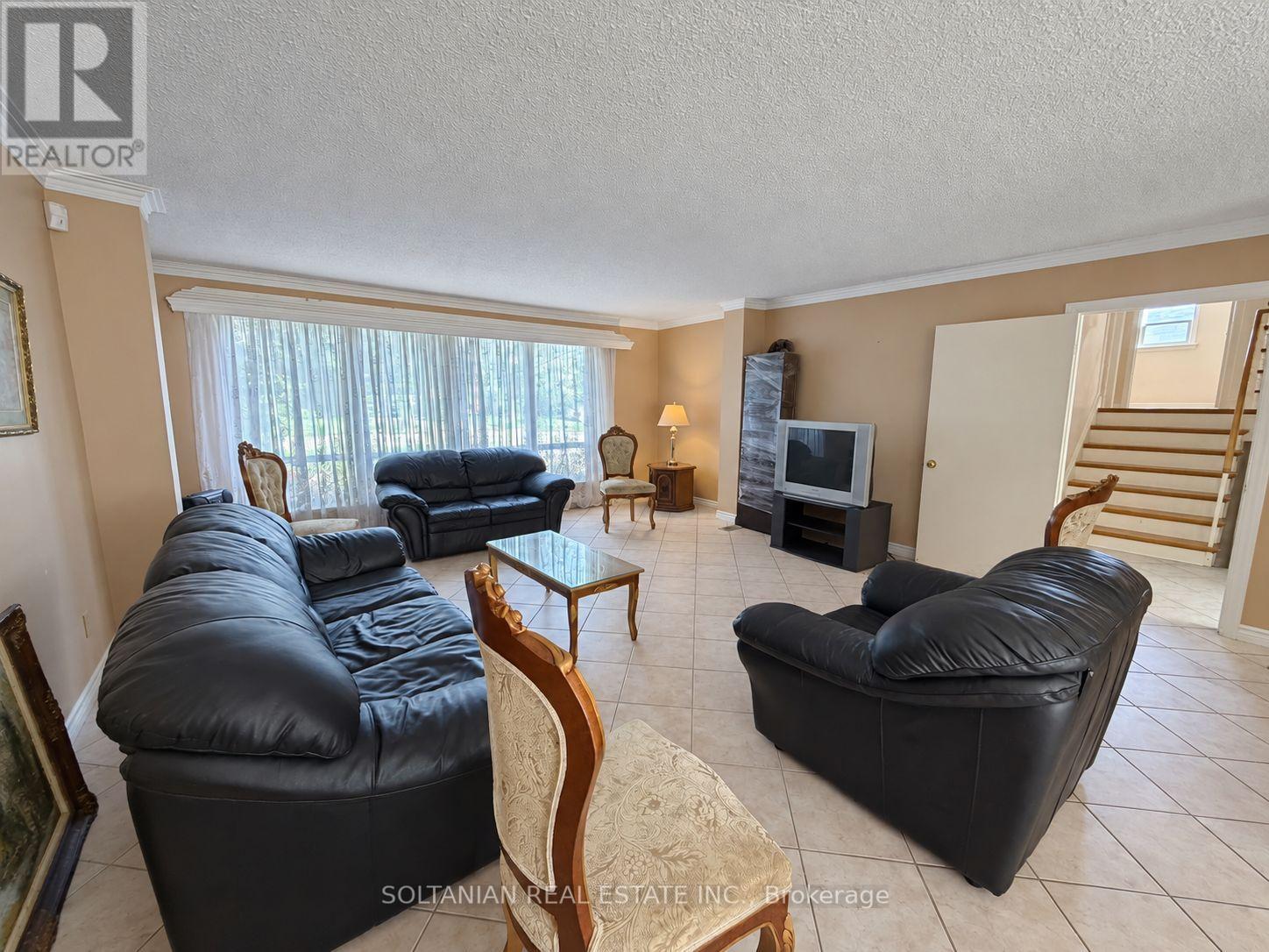 41 Elgin Street, Markham, Ontario  L3T 1W5 - Photo 8 - N13700390