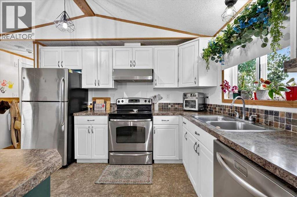 729 Highfield Drive, Carstairs, Alberta  T0M 0N0 - Photo 23 - A2344030