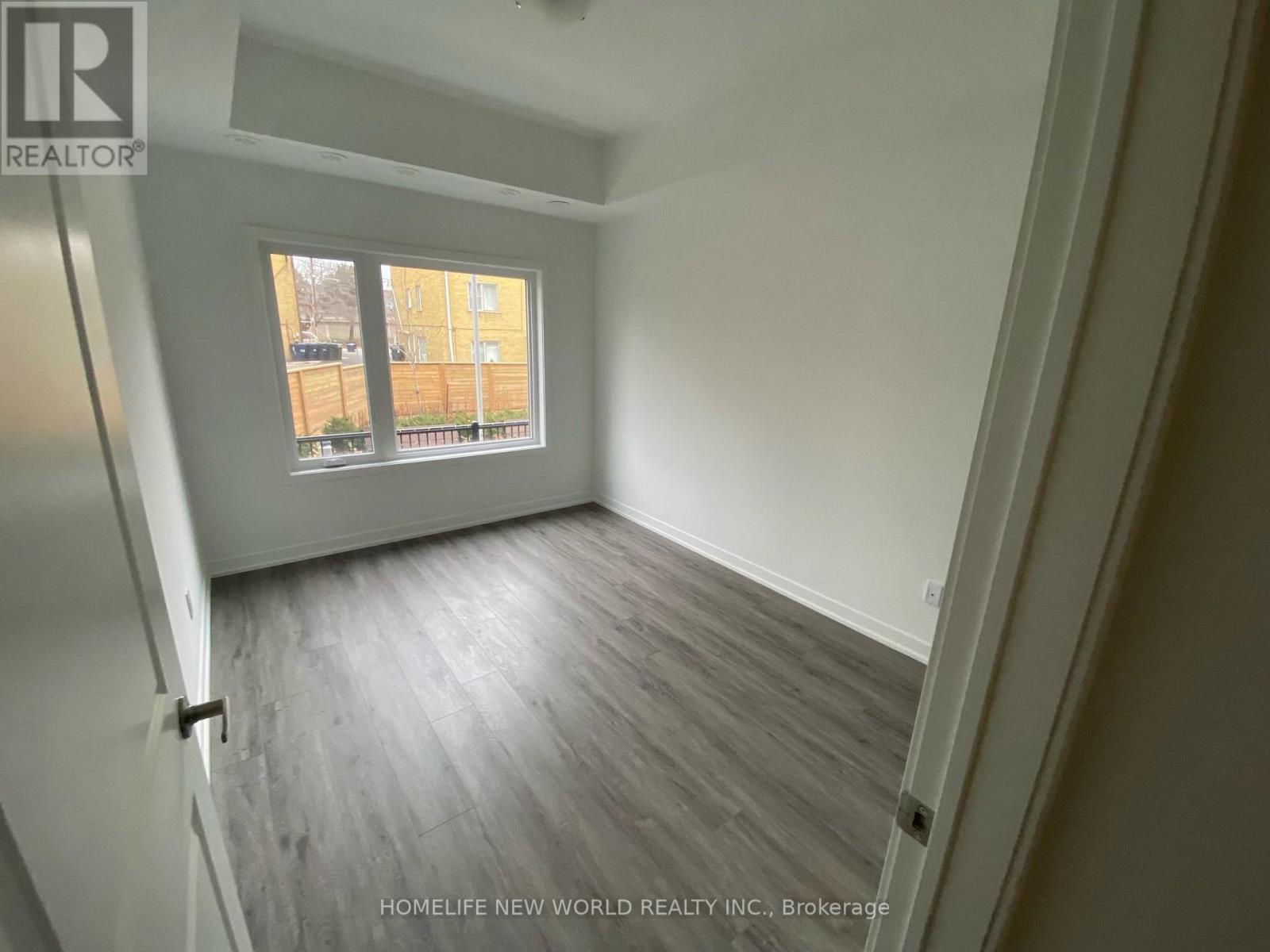 6 - 14 Marquette Avenue, Toronto, Ontario  M6A 0E1 - Photo 5 - C13707946
