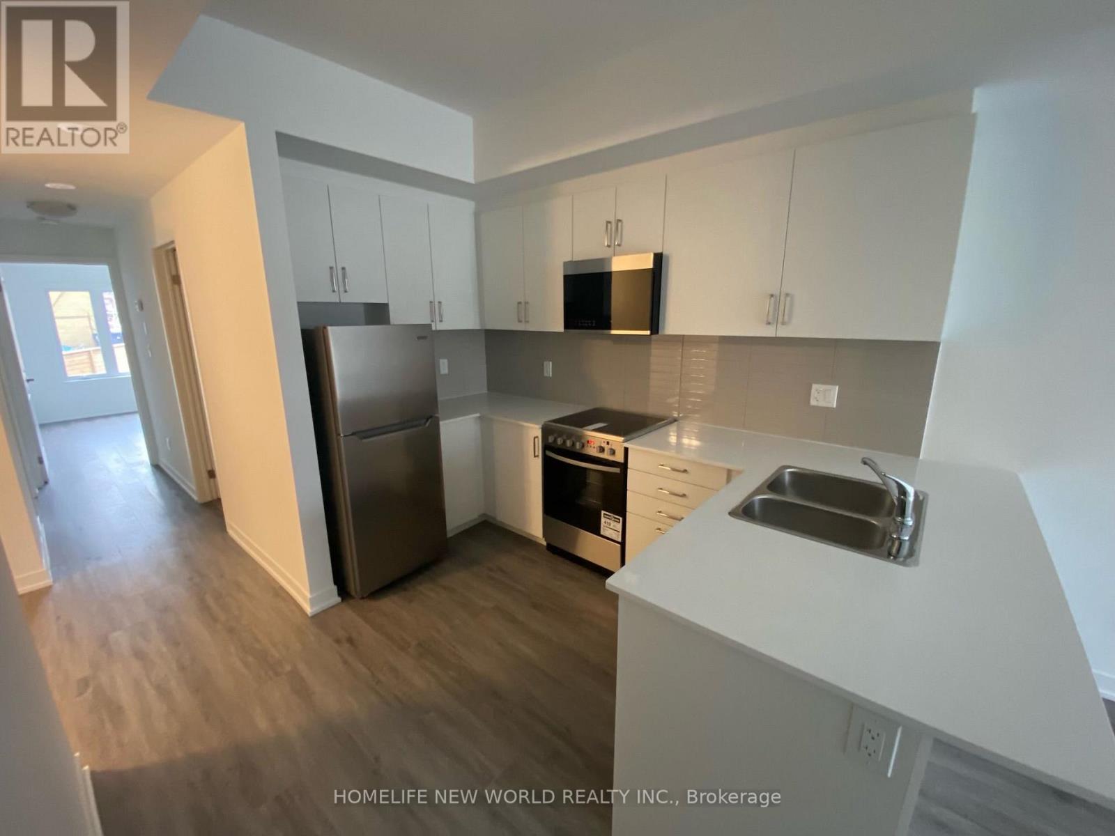 6 - 14 Marquette Avenue, Toronto, Ontario  M6A 0E1 - Photo 4 - C13707946