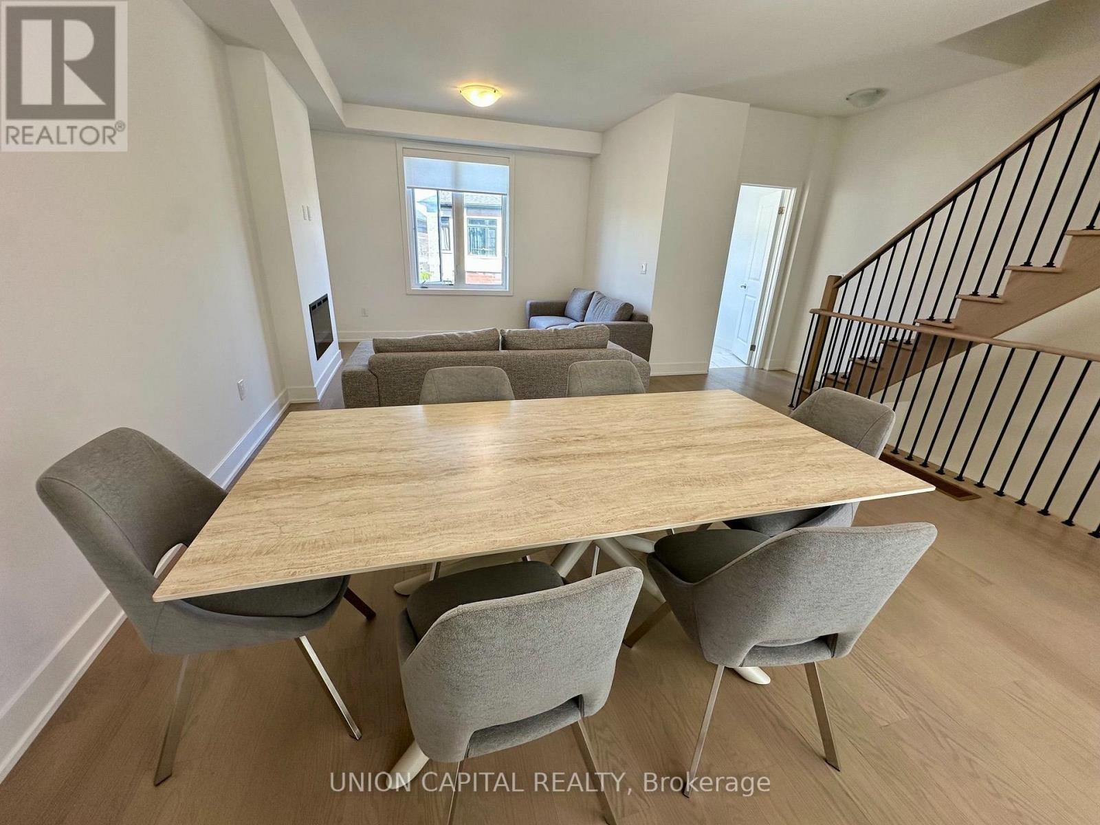 9 Arthur White Lane, Markham, Ontario  L6E 0W2 - Photo 2 - N13744416