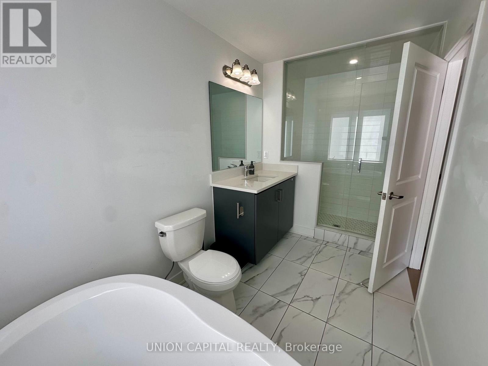 9 Arthur White Lane, Markham, Ontario  L6E 0W2 - Photo 8 - N13744416