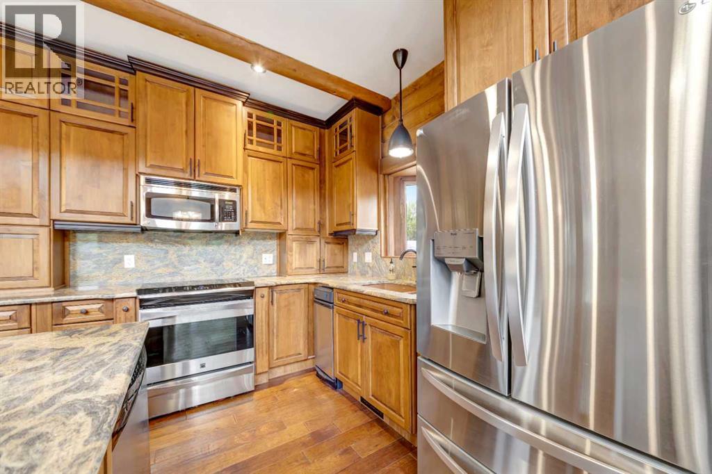 16 Lakeview Drive photo 4