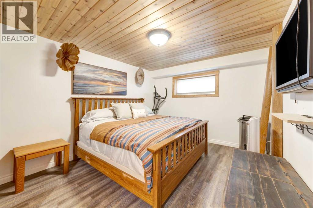 16 Lakeview Drive photo 34