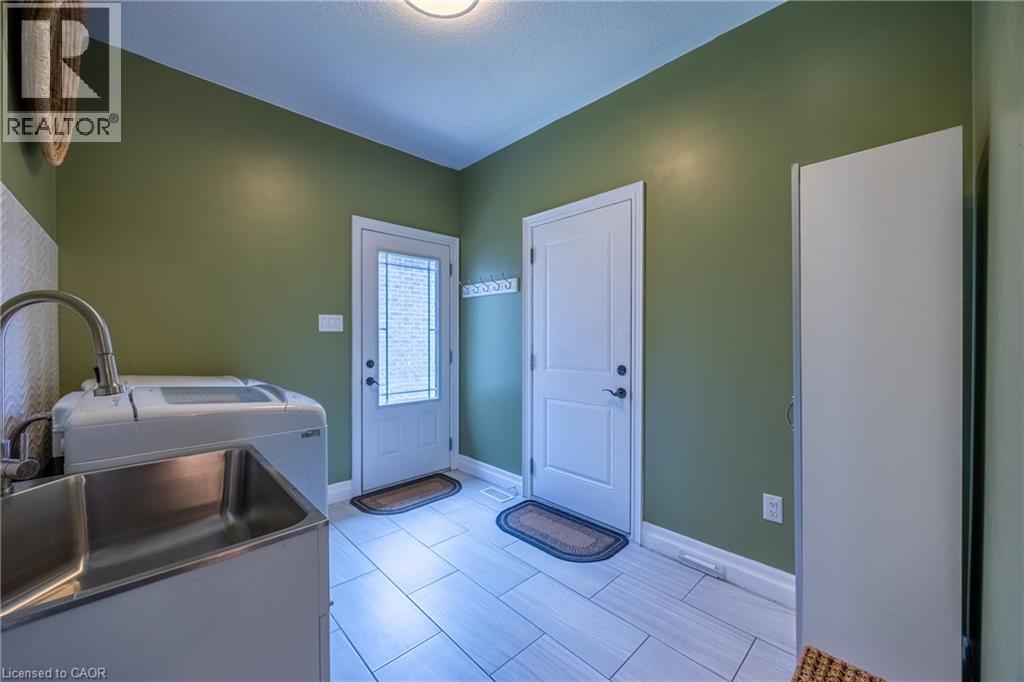 149 New Lakeshore Road, Port Dover, Ontario  N0A 1N3 - Photo 17 - 40863771