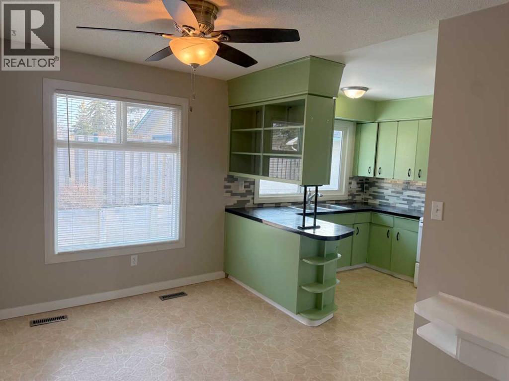 51 Lakeview Crescent, Lac La Biche, Alberta  T0A 2C0 - Photo 7 - A2341744