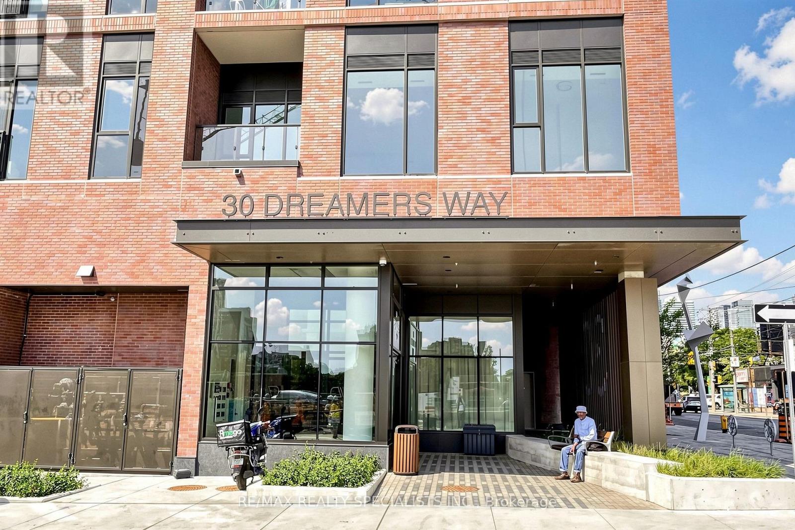 221 - 30 Dreamers Way, Toronto, Ontario  M5A 0Z1 - Photo 3 - C13802772