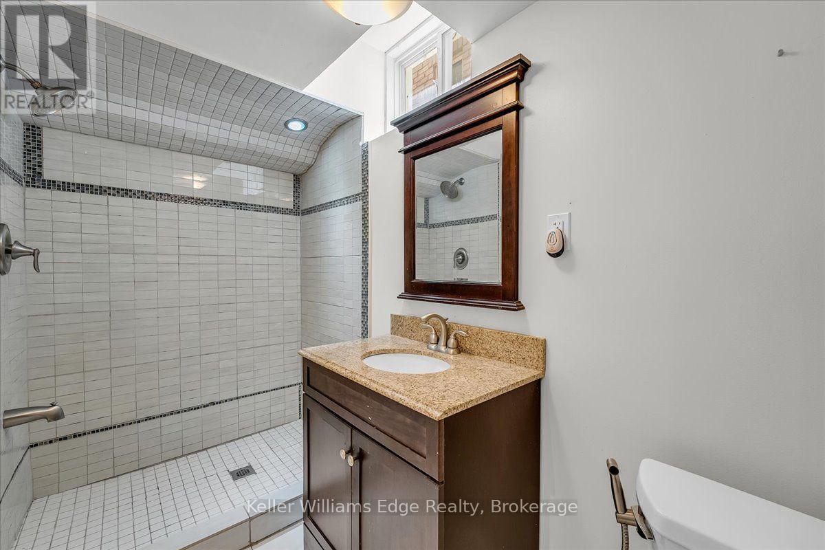 4225 Thomas Alton Boulevard, Burlington, Ontario  L7M 0N1 - Photo 36 - W13780444