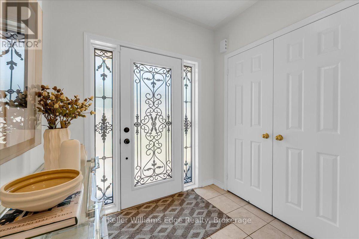 4225 Thomas Alton Boulevard, Burlington, Ontario  L7M 0N1 - Photo 5 - W13780444