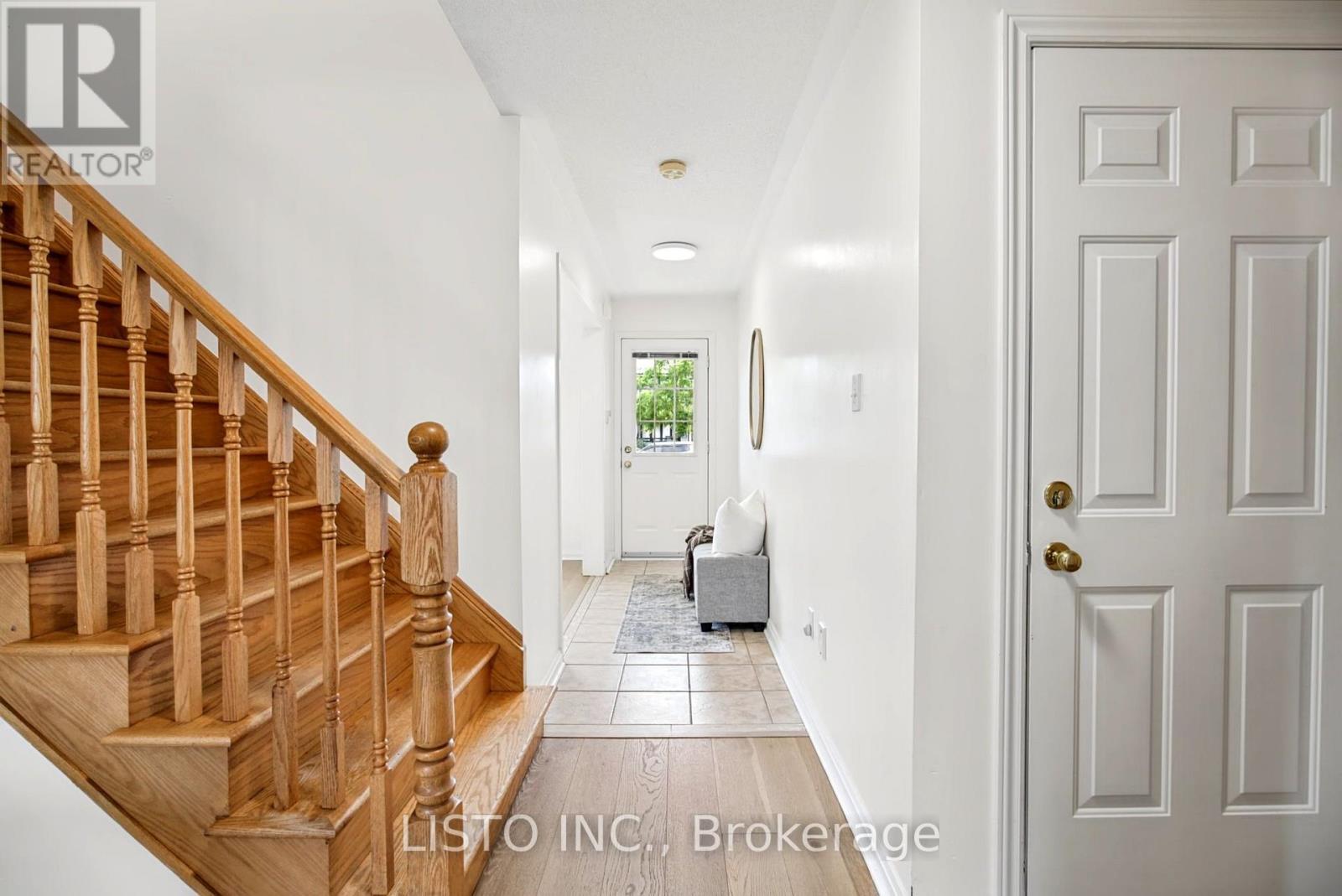 15 Mantis Road, Toronto, Ontario  M1X 1W4 - Photo 4 - E13802688