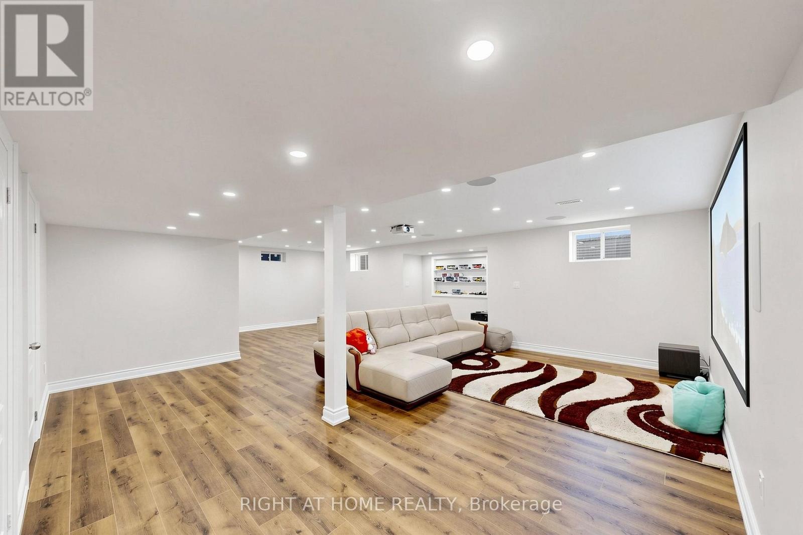 35 Empire Drive, Bradford West Gwillimbury (Bradford), Ontario  L3Z 4J1 - Photo 38 - N13802786