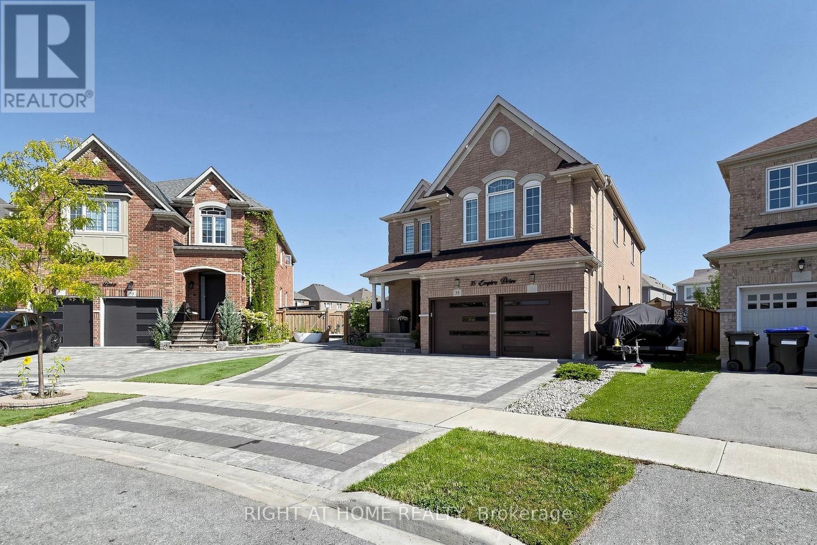 35 Empire Drive, Bradford West Gwillimbury (Bradford), Ontario  L3Z 4J1 - Photo 4 - N13802786