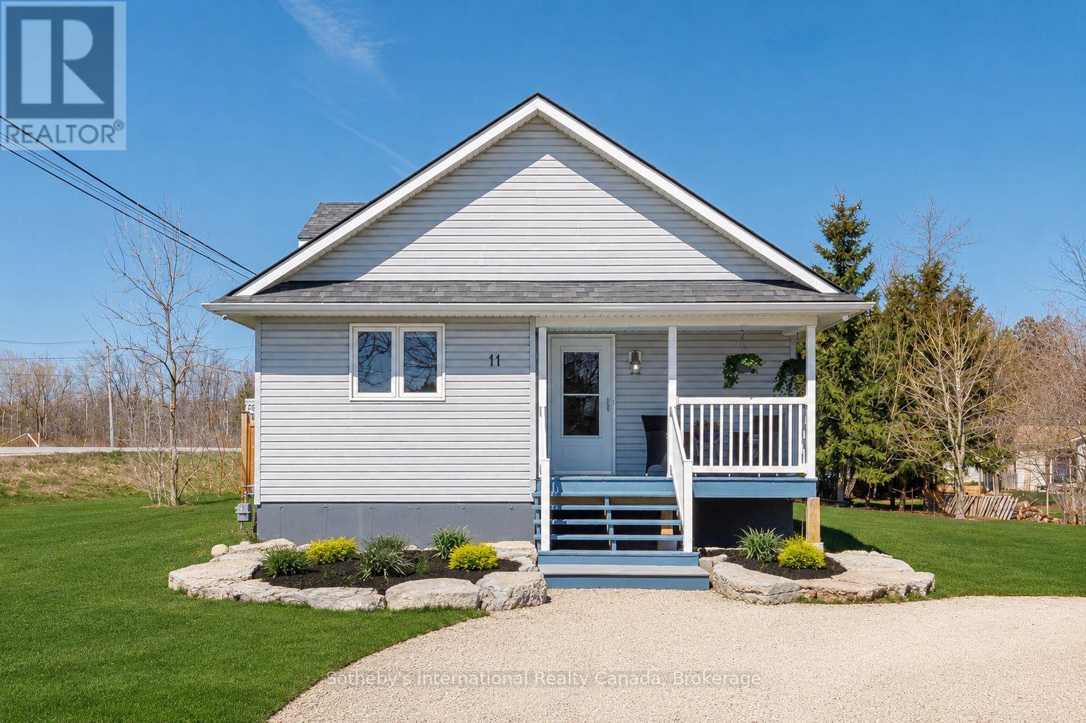 11 Stalker Street, Collingwood, Ontario  L9Y 3Z1 - Photo 1 - S13802726