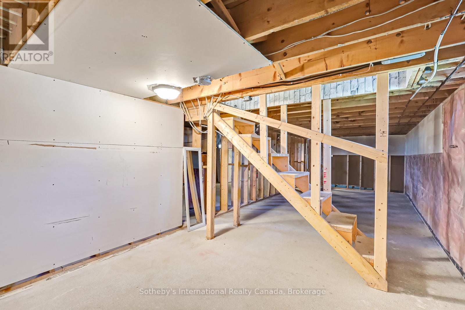 11 Stalker Street, Collingwood, Ontario  L9Y 3Z1 - Photo 28 - S13802726