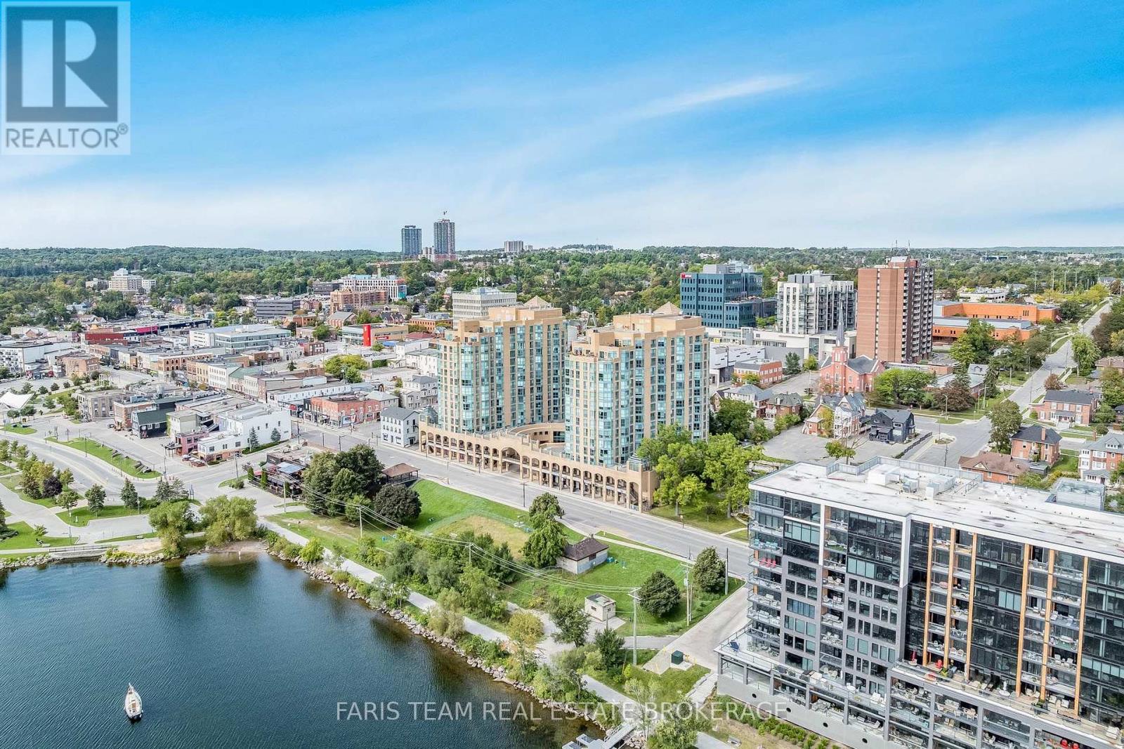 1011 - 150 Dunlop Street E, Barrie, Ontario  L4M 6H1 - Photo 2 - S13802700