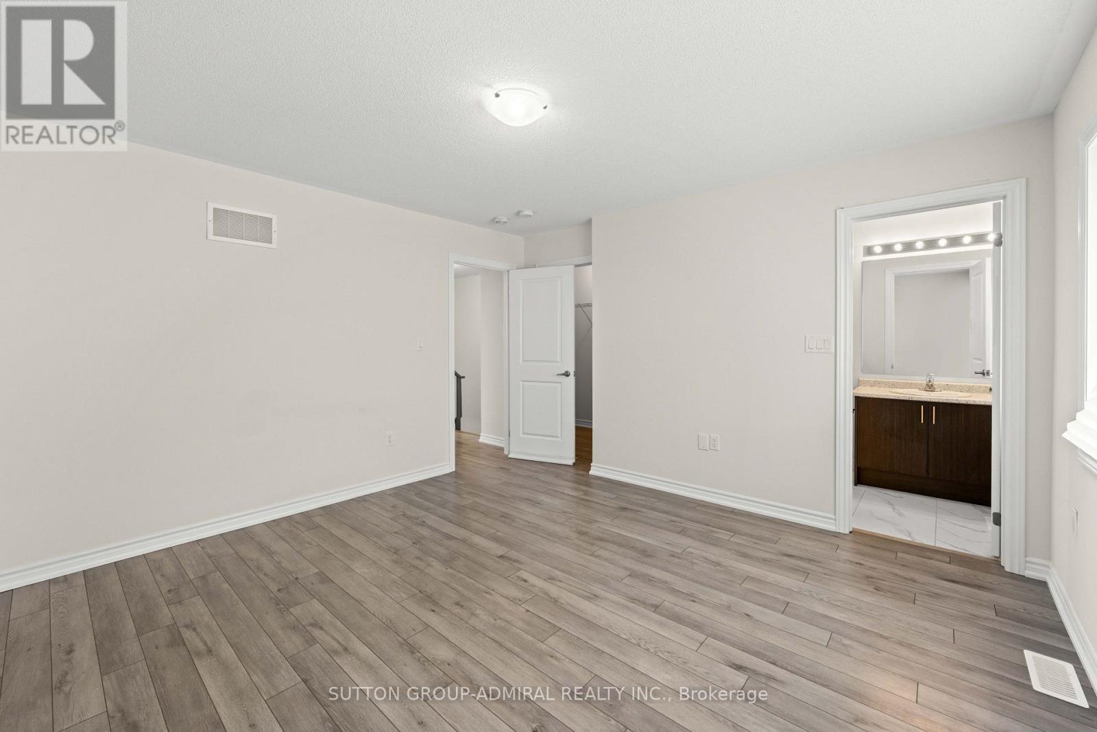 4 Rochester Drive, Barrie, Ontario  L9J 0W1 - Photo 26 - S13802730