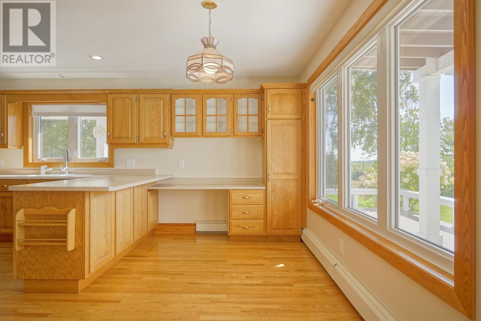 123 Sandy Point Road, Hampton, Prince Edward Island  C0A 1H0 - Photo 4 - 202623736