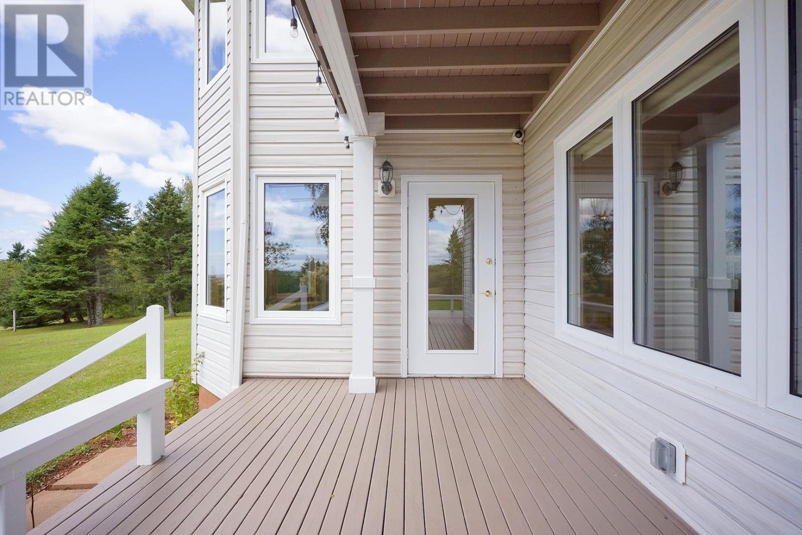 123 Sandy Point Road, Hampton, Prince Edward Island  C0A 1H0 - Photo 5 - 202623736
