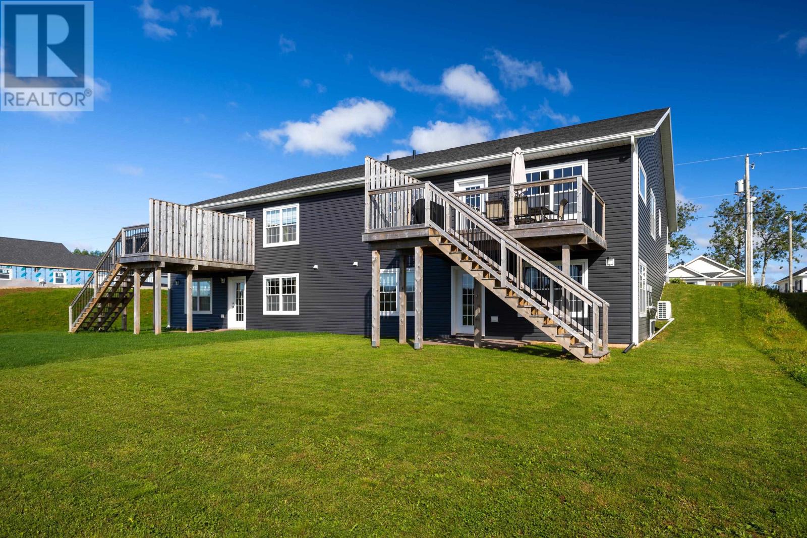 92 Samantha Lane, Cornwall, Prince Edward Island  C0A 1H4 - Photo 4 - 202623739