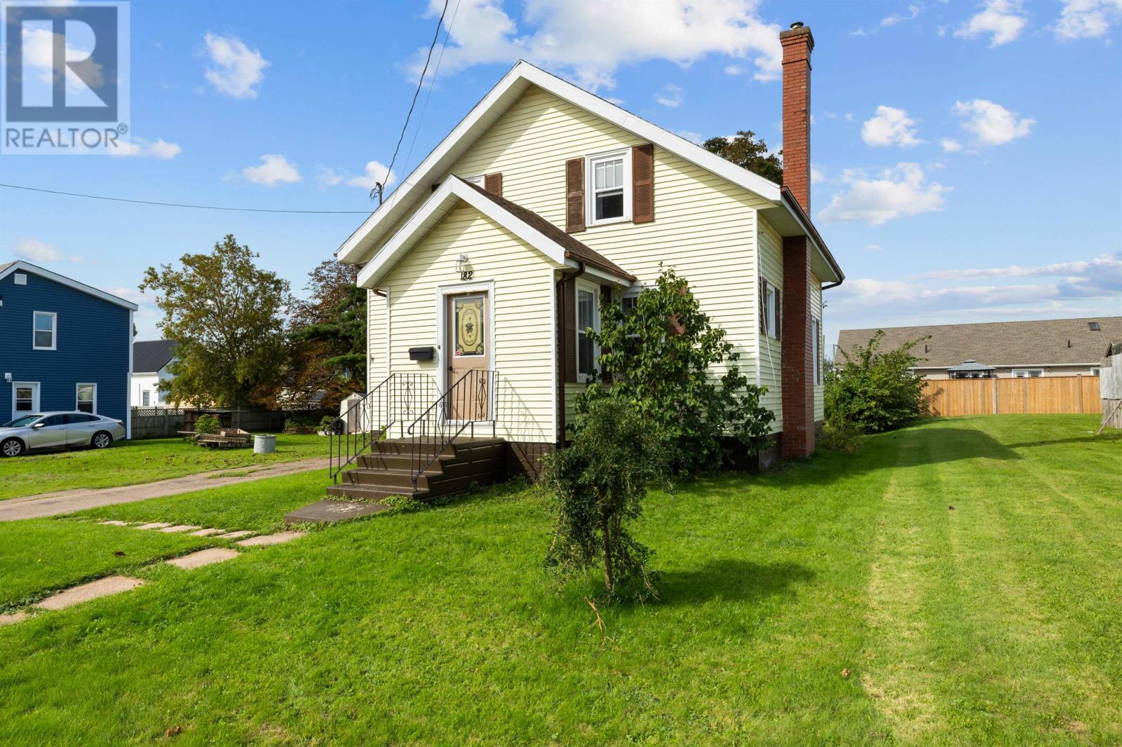 182 Duke Street, Summerside, Prince Edward Island  C1N 3S4 - Photo 4 - 202623758