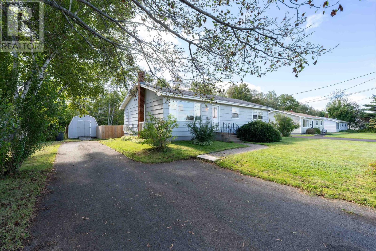 55 Ash Drive, Sherwood, Prince Edward Island  C1A 6X4 - Photo 1 - 202623766