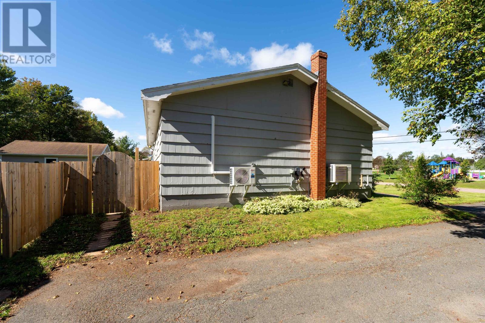 55 Ash Drive, Sherwood, Prince Edward Island  C1A 6X4 - Photo 4 - 202623766
