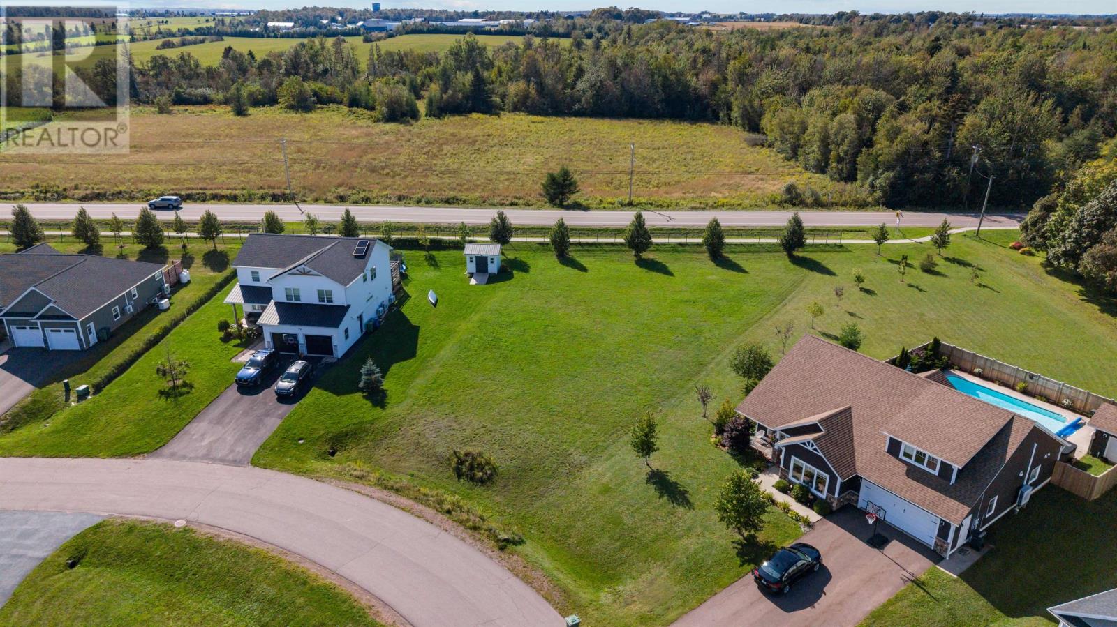 43 Lantern Crescent, Cornwall, Prince Edward Island  C0A 1H8 - Photo 3 - 202623763