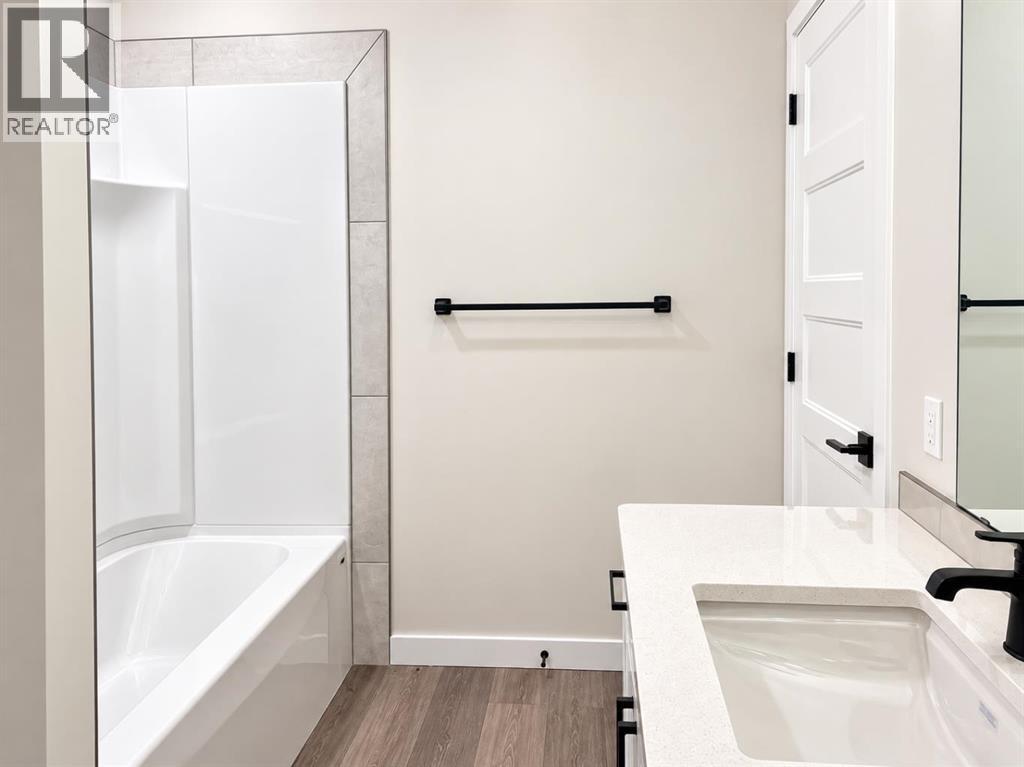 253 Rivergrove Chase W, Lethbridge, Alberta  T1K 8H8 - Photo 33 - A2332547