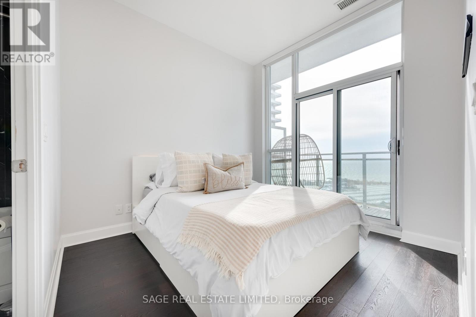 3801 - 33 Shore Breeze Drive, Toronto, Ontario  M8V 0G1 - Photo 11 - W13802640