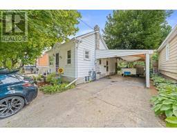 27 ROYCE AVENUE, Brampton, Ontario