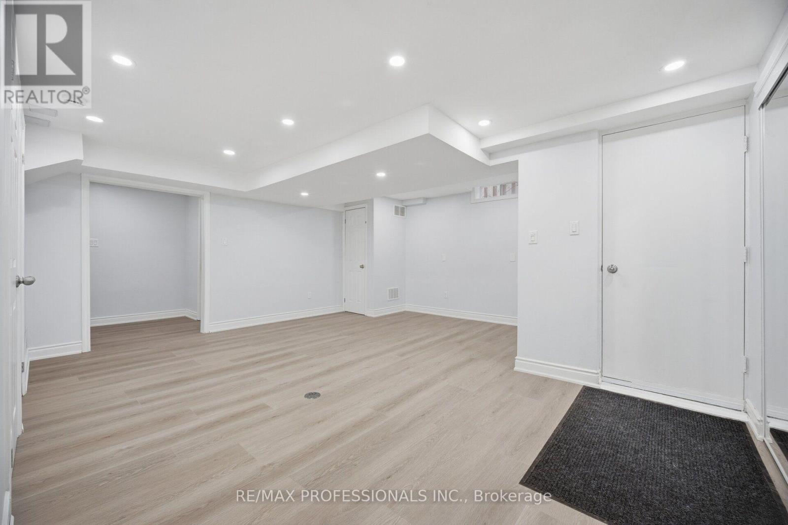 4 Mcfadden Drive, Brampton, Ontario  L6Z 3H4 - Photo 42 - W13802708