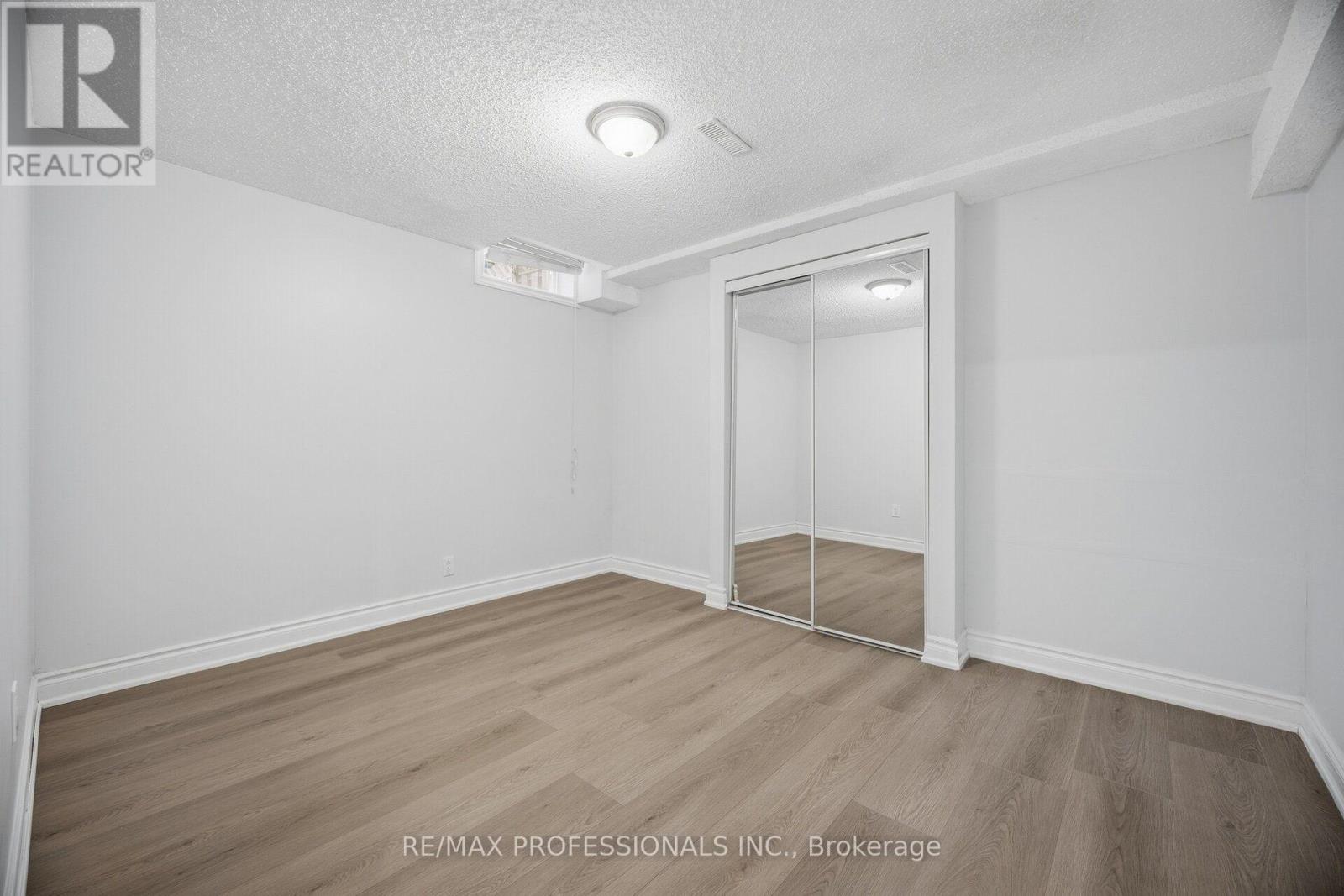 4 Mcfadden Drive, Brampton, Ontario  L6Z 3H4 - Photo 48 - W13802708