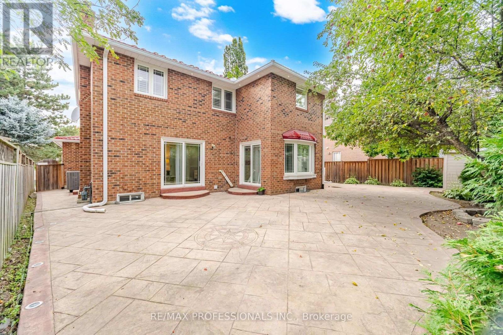4 Mcfadden Drive, Brampton, Ontario  L6Z 3H4 - Photo 49 - W13802708