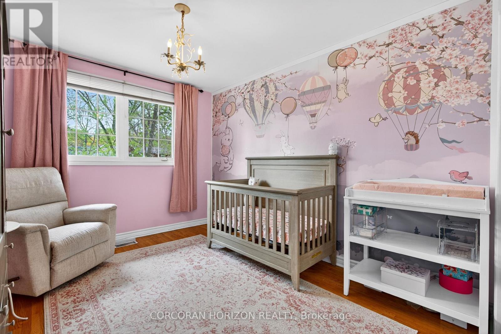 77 Mineola Road E, Mississauga, Ontario  L5G 2E6 - Photo 24 - W13802728