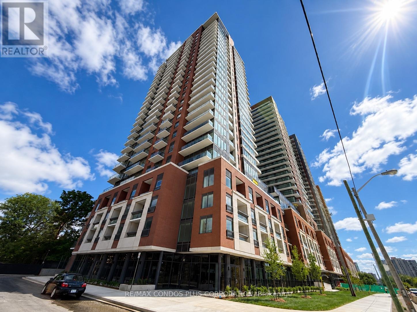 304 - 4010 Eglinton Avenue W, Toronto, Ontario  M9A 0G5 - Photo 1 - W13802778