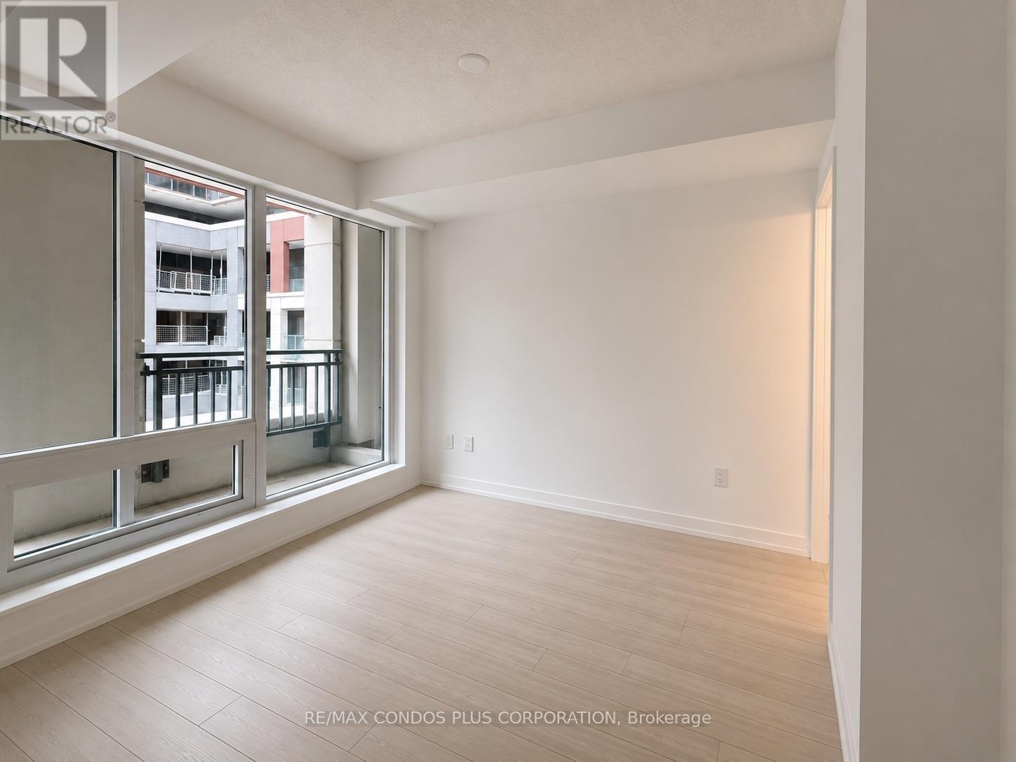 304 - 4010 Eglinton Avenue W, Toronto, Ontario  M9A 0G5 - Photo 6 - W13802778
