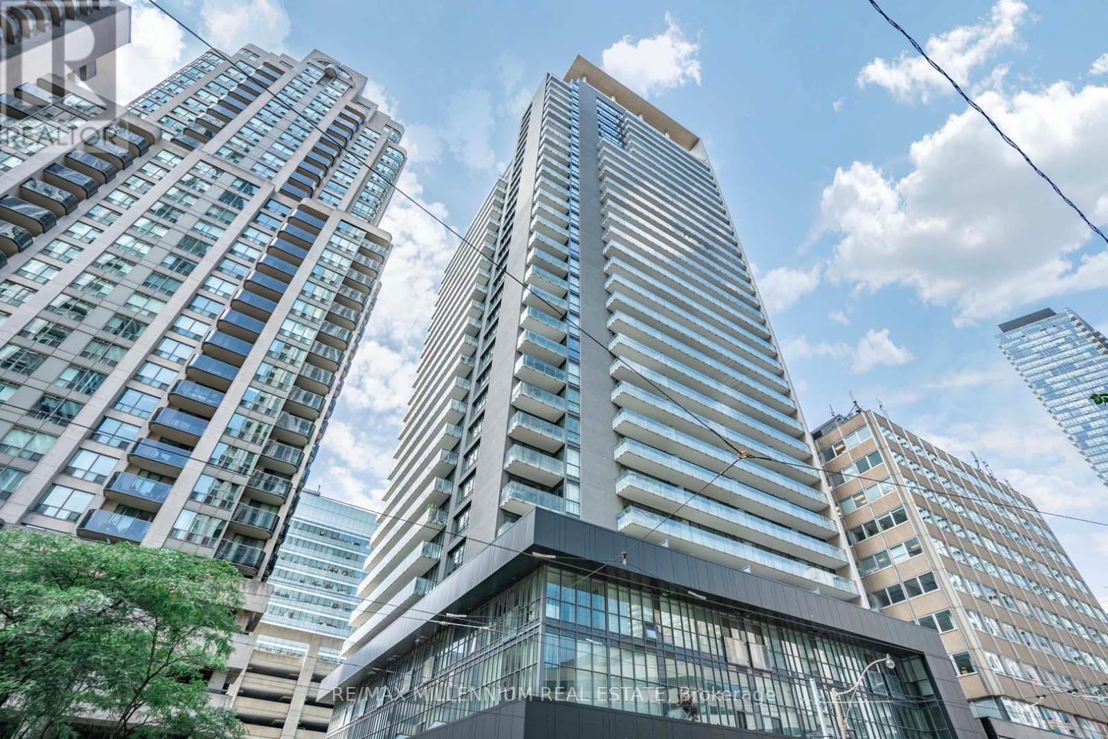 2212 - 770 Bay Street, Toronto, Ontario  M5G 0A6 - Photo 5 - C13798108