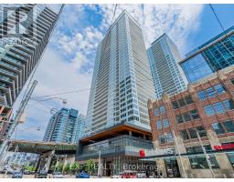 611 - 19 BATHURST STREET, Toronto, Ontario