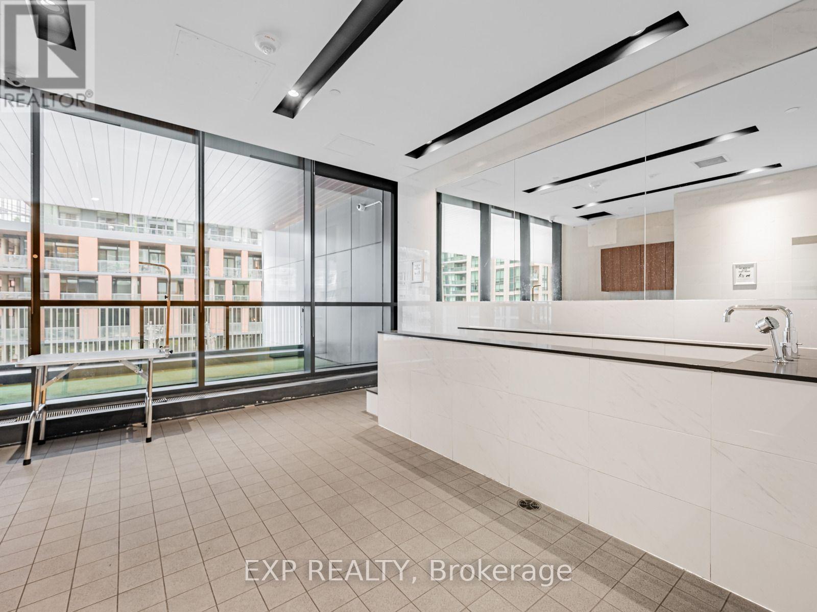 611 - 19 Bathurst Street, Toronto, Ontario  M5V 0N2 - Photo 49 - C13798418