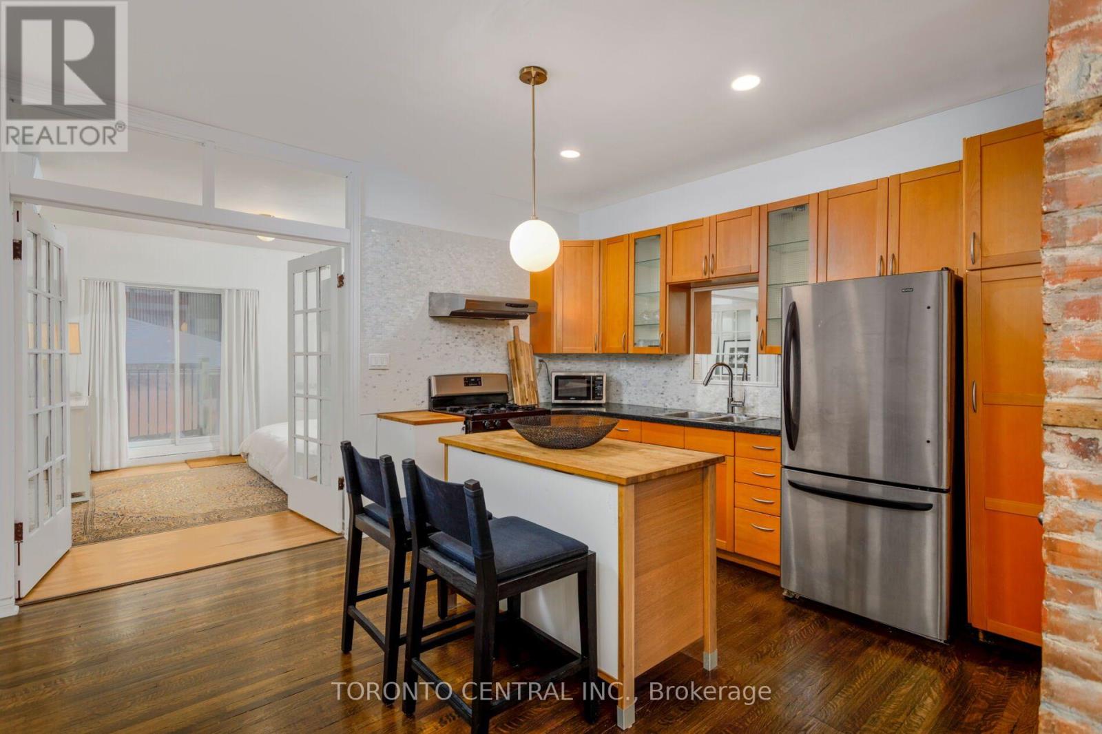 24 Manning Avenue, Toronto, Ontario  M6J 2K4 - Photo 9 - C13798624