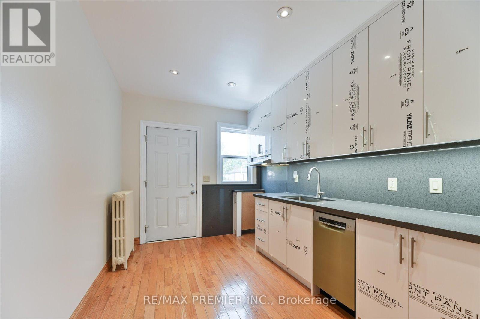 1575 Bayview Avenue, Toronto, Ontario  M4G 3B5 - Photo 6 - C13798678